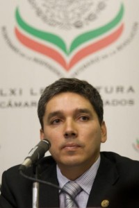 El legislador renunció al PRD la mañana de este martes.