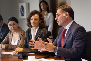 Firman histórico Memorándum de Entendimiento