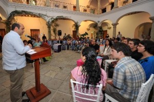 Bienvenida a estudiantes de Palo Alto