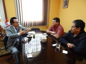 doctor en Economía Aplicada por la Universidad de Santiago Compostela (España)