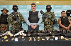 “El Coss” y/o “Sombra” y/o “Doble X”