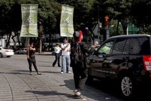Jóvenes se concentraron en la Glorieta del Ángel de la Independencia