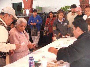 Refuerza programa "70 y más"