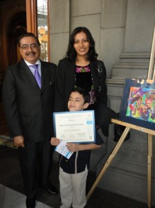 Gana concurso de dibujo