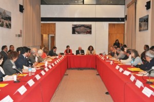 Convocan a especialistas