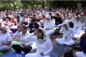 Segunda Clase Masiva de Yoga