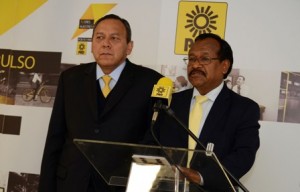 Presidente y secretario general del PRD