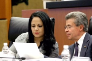 Senadora integrante de la Comisión de Radio, Televisión y Cinematografía