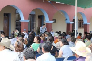 Suspenden asamblea comunitaria