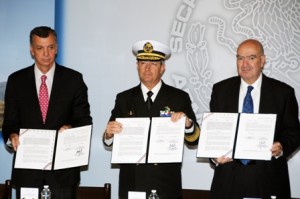 Firman convenio de colaboración