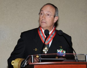 Salvador Cienfuegos Zepeda y Vidal Francisco Soberón Sanz Secretarios de la Defensa Nacional y de Marina
