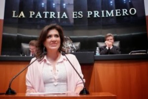 Senadora de Nueva Alianza