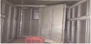 Oculta en un doble fondo