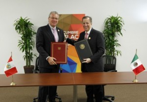 Ministros de México y Perú