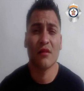 Fue detenido en flagrancia juntos con dos personas más