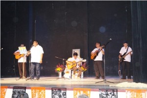 Gloria Pineda Esteva, hija del homenajeado, agradeció el homenaje