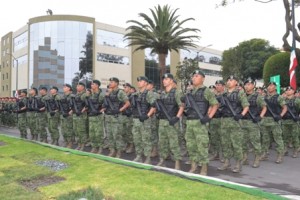 El acto se celebró en la “Plaza de la Lealtad” de la Sedena