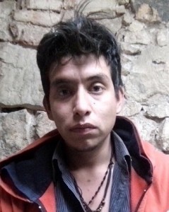 King Robir Cruz Juárez, presunto roba carros