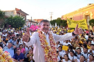 Precandidato a la gubernatura de Oaxaca