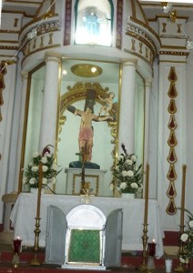 Quienes decían que la imagen era sólo un encino, al instante se quemaba su choza, según leyendas