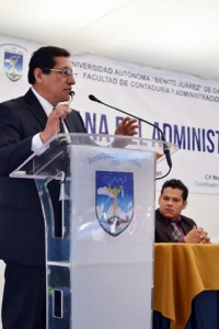 Director de la Facultad de Contaduría y Administración de la UABJO