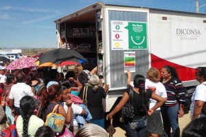 También, abastecen a 15 comedores comunitarios operados por la Sedesol.