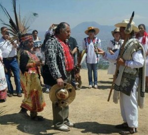 El reconocimiento oficial se realizó en ceremonia especial donde le entregaron el Bastón de Mando.