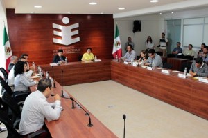 Comparten experiencia Oaxaca y Guanajuato