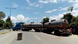 Enloda a antiguos aliados