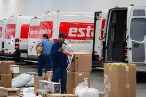 Pide empresa compresión a usuarios