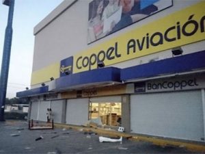 Roban en tiendas comerciales
