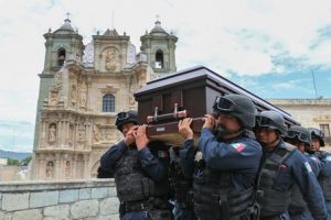 Ciudadano Distinguido, poseedor de la Medalla Donají y siempre respetado Cronista de la Ciudad.