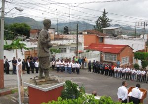 Tales acontecimientos nos dan ejemplo y nos motivan a reflexionar, para anteponer los intereses generales a los particulares.
