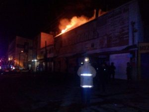 Incendio en empresa chocolatera