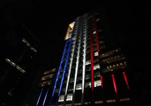 Ponen teléfonos de emergencia