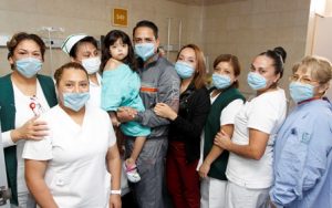 Anapaula fue dada de alta y entregada a sus padres con citas periódicas de consulta, revisión y seguimiento.