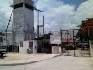 Emiten Recomendación