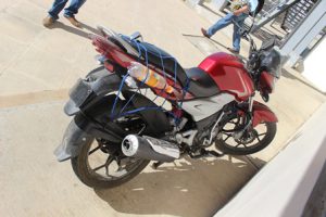 Recuperan camioneta y motocicleta en la Cuenca