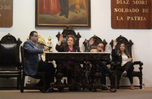 Oaxaca de Juárez y Puebla de Zaragoza