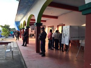 Despliegan dispositivo de seguridad con más de 25 policías estatales en tres regiones del Estado.