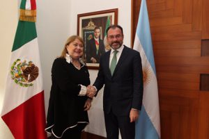 Encuentro bilateral de Susana Malcorra, ministra de Relaciones Exteriores y Culto de Argentina y Videgaray Caso, canciller mexicano.