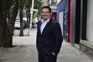 Líder de Latin American Jazz Orchestra