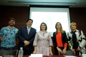 Urge ley en la materia