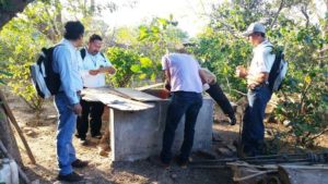 Lava y tapa depósitos de agua para evitar criaderos del mosco transmisor del dengue, chikungunya y zika.