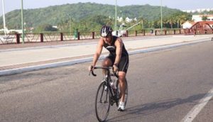 Participa gobernador Alejandro Murat Hinojosa en las tres disciplinas.