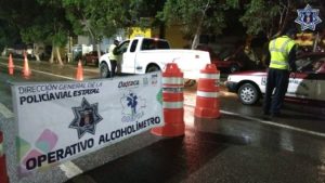 Las personas detenidas conducían sus vehículos superando los .40 grados de alcohol permitidos en la sangre.