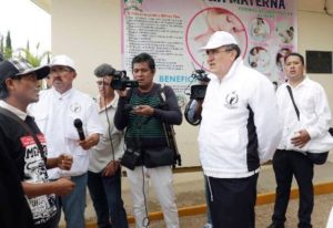 Vecinos mostraron la difícil situación en que viven, que les impide el ejercicio pleno de sus derechos humanos.