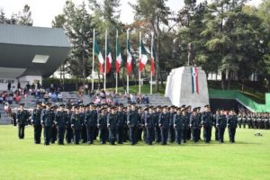 La educación militar se lleva a cabo en un ambiente de calidad, superación y servicio.