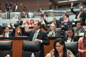 Debaten en la Permanente