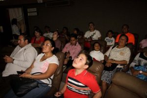 Transmisión en vivo del espectáculo del universo desde la mirada de la Administración Nacional de la Aeronáutica.